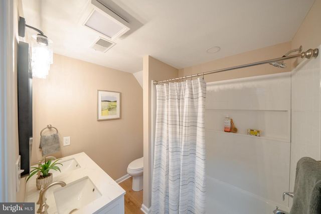 327 N DARLINGTON ST, West Chester, PA 19380