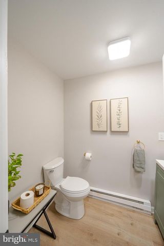 327 N DARLINGTON ST, West Chester, PA 19380