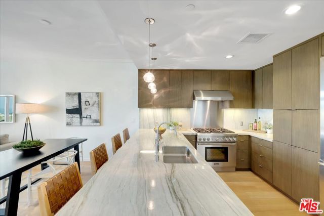 1705 Ocean Avenue 502, Santa Monica, CA 90401