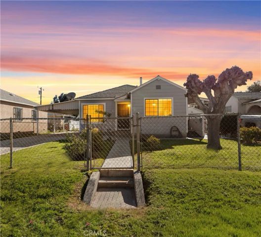243 E Olive, San Bernardino, CA 92410