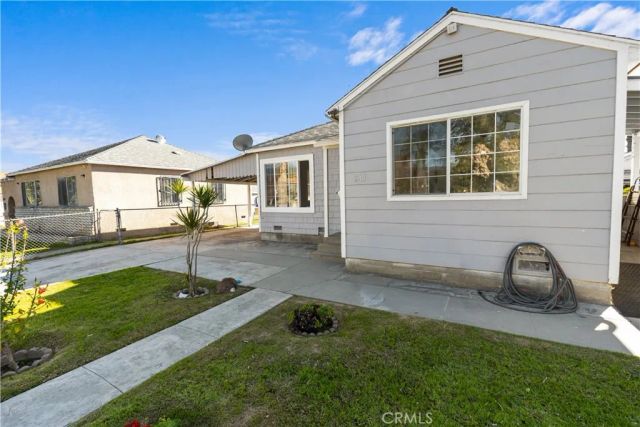 243 E Olive, San Bernardino, CA 92410