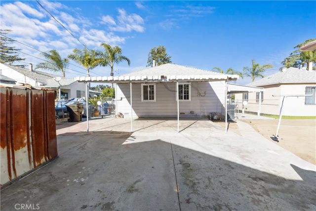 243 E Olive, San Bernardino, CA 92410