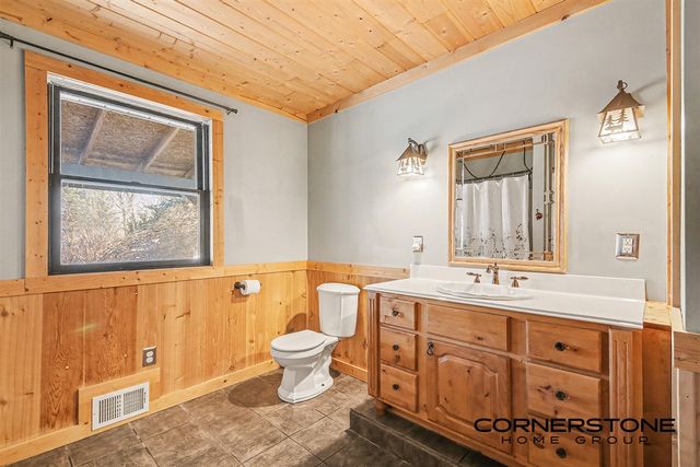 13261 Wabasis Avenue, Cedar Springs, MI 49319