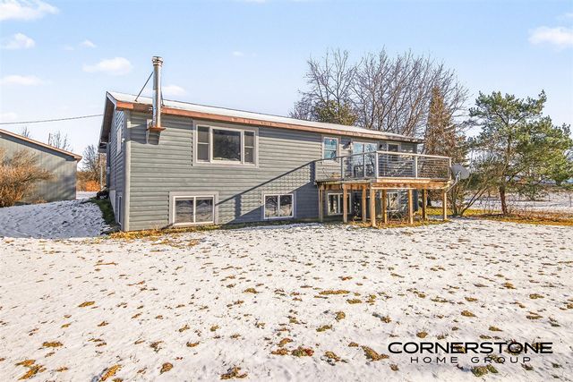 13261 Wabasis Avenue, Cedar Springs, MI 49319