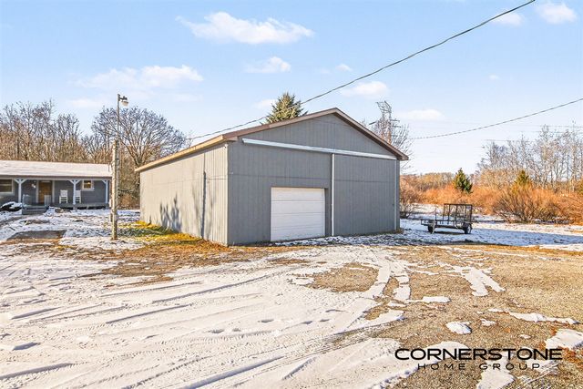 13261 Wabasis Avenue, Cedar Springs, MI 49319