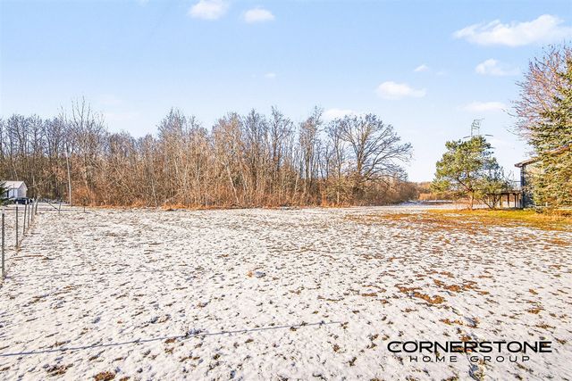 13261 Wabasis Avenue, Cedar Springs, MI 49319