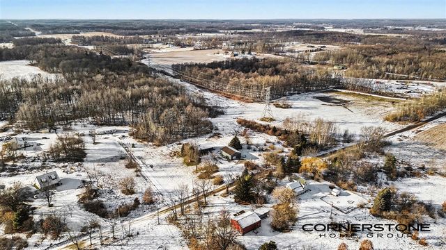 13261 Wabasis Avenue, Cedar Springs, MI 49319