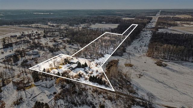 13261 Wabasis Avenue, Cedar Springs, MI 49319