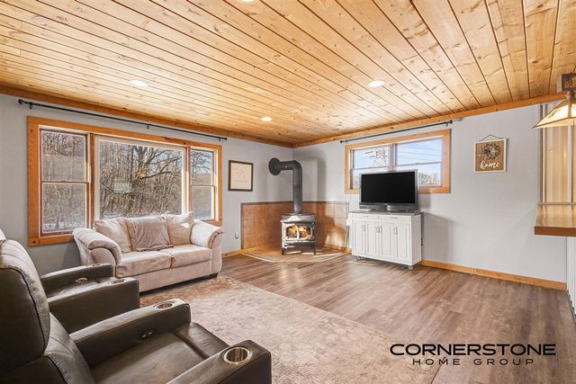 13261 Wabasis Avenue, Cedar Springs, MI 49319