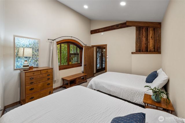 34509 State Route 706, Ashford, WA 98304