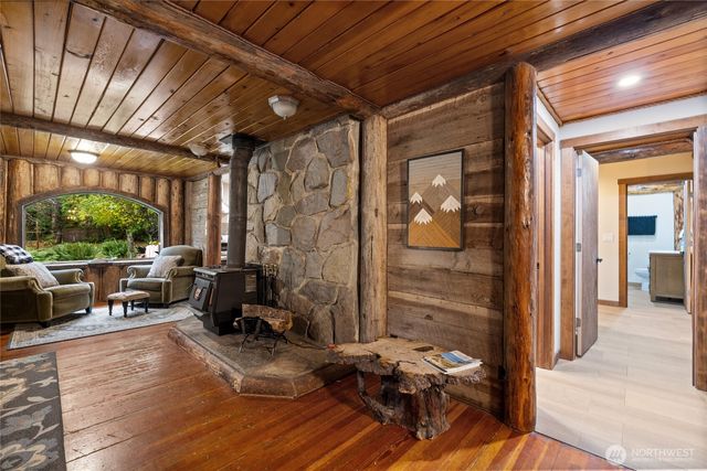 34509 State Route 706, Ashford, WA 98304