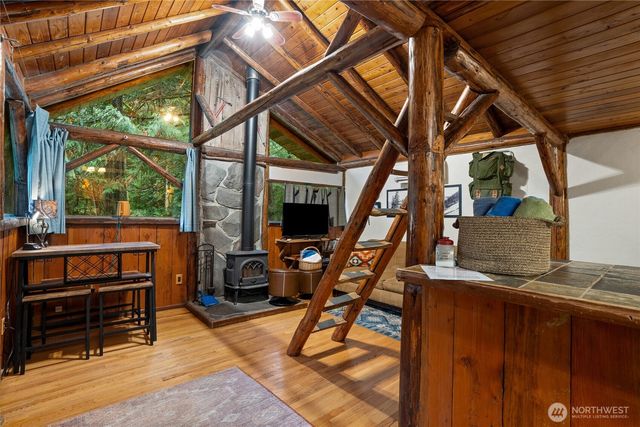 34509 State Route 706, Ashford, WA 98304