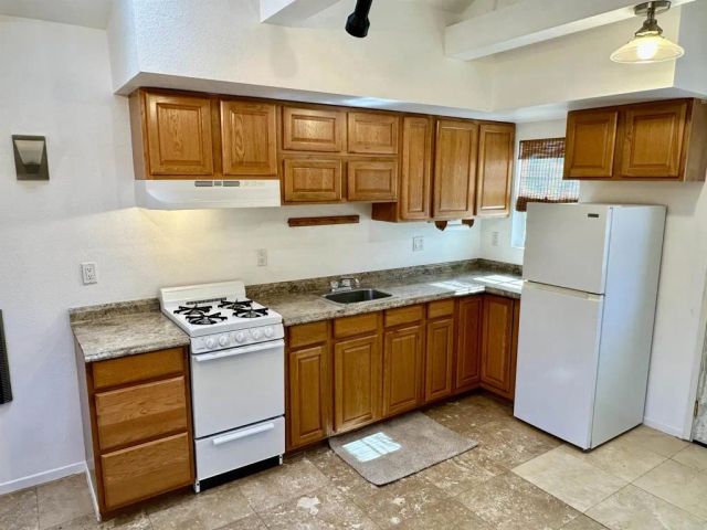 2445 S. Stage Coach Ln., Fallbrook, CA 92028