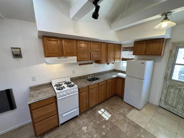 2445 S. Stage Coach Ln., Fallbrook, CA 92028