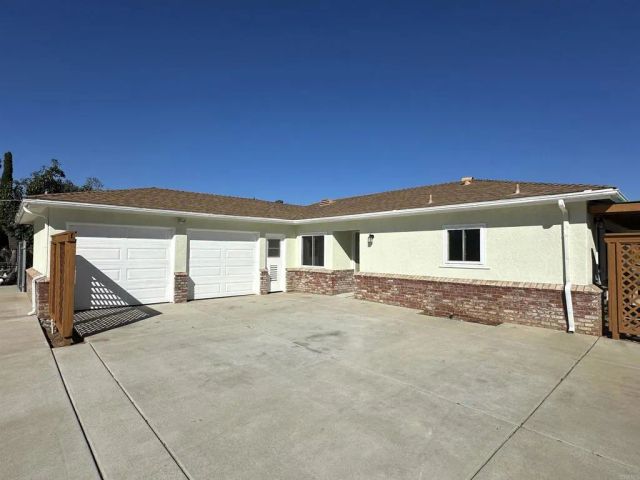 2445 S. Stage Coach Ln., Fallbrook, CA 92028