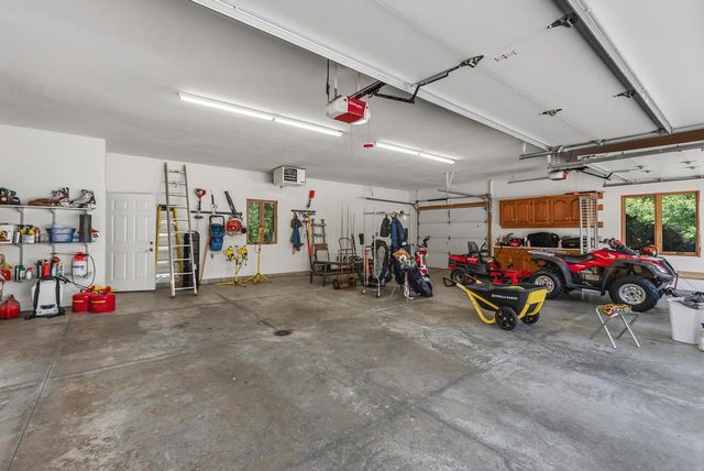 5989 Golf COURT, West Bend, WI 53095