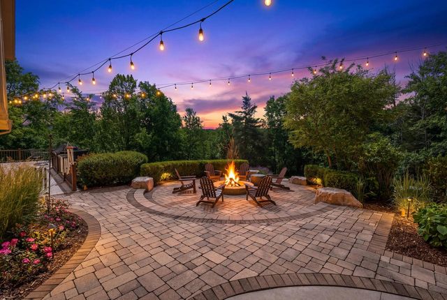 5989 Golf COURT, West Bend, WI 53095