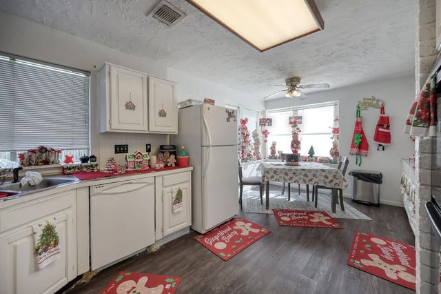 3207 Ashford Park Drive, Houston, TX 77082