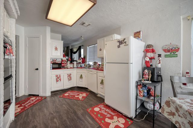 3207 Ashford Park Drive, Houston, TX 77082