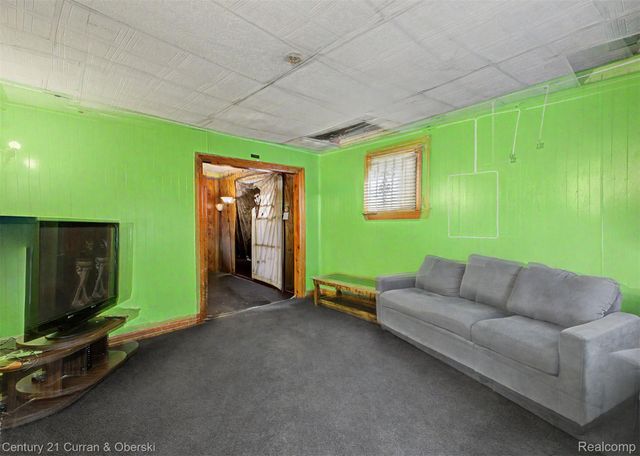 8040 Kirkwood Street, Detroit, MI 48210