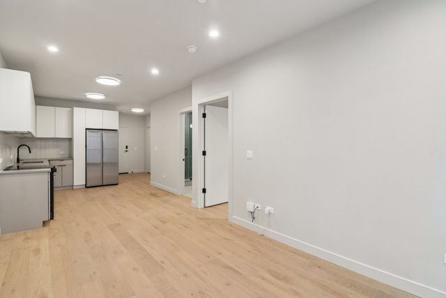 1706 Sherman Avenue 212, Evanston, IL 60201