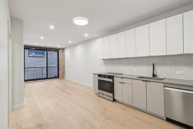 1706 Sherman Avenue 212, Evanston, IL 60201