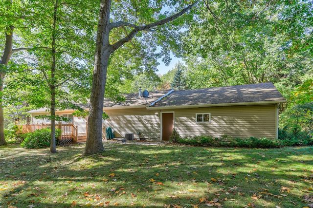 608 Kentucky Avenue, South Haven, MI 49090