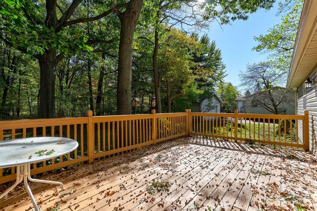 608 Kentucky Avenue, South Haven, MI 49090