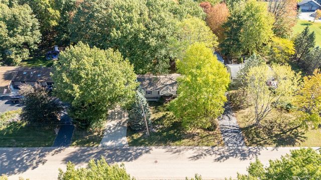 608 Kentucky Avenue, South Haven, MI 49090