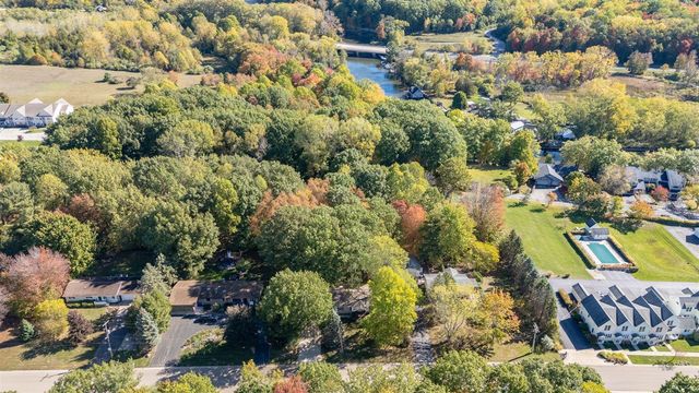 608 Kentucky Avenue, South Haven, MI 49090