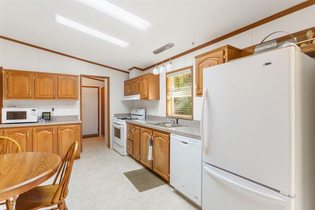 608 Kentucky Avenue, South Haven, MI 49090