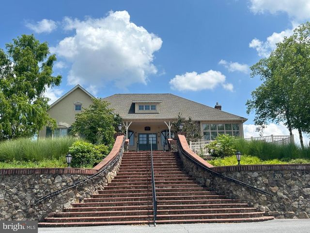 128 BIRDSEYE LN, Gettysburg, PA 17325