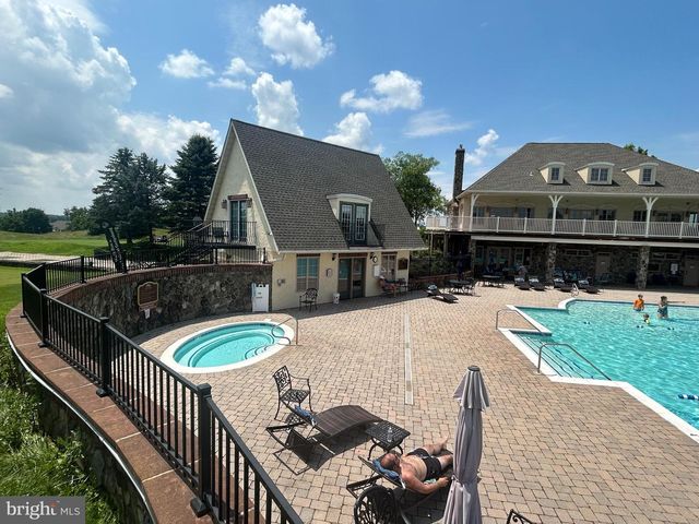 128 BIRDSEYE LN, Gettysburg, PA 17325