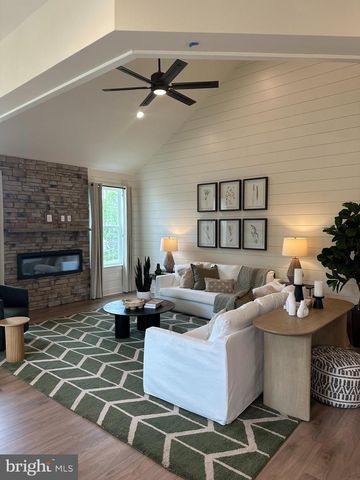 128 BIRDSEYE LN, Gettysburg, PA 17325