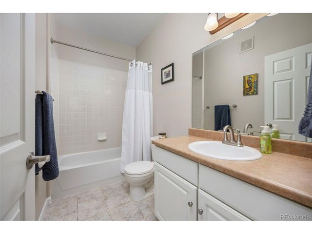 22520 E Ontario Dr 202, Aurora, CO 80016