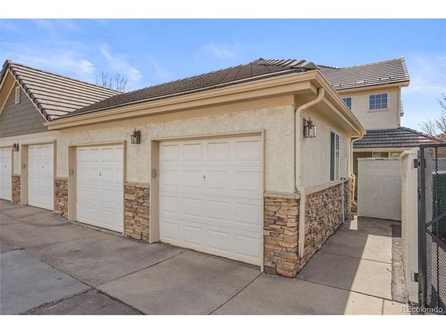 22520 E Ontario Dr 202, Aurora, CO 80016