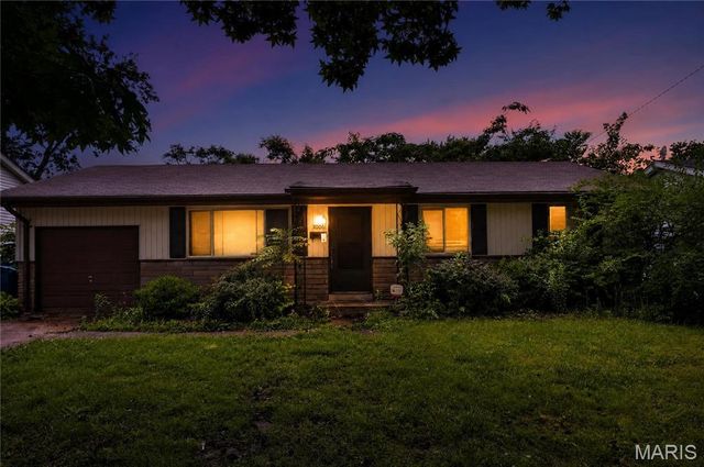 10061 Lilac Avenue, St Louis, MO 63137