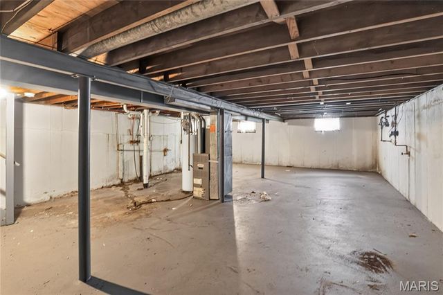 10061 Lilac Avenue, St Louis, MO 63137