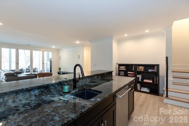 124 Direct Drive, Mooresville, NC 28117