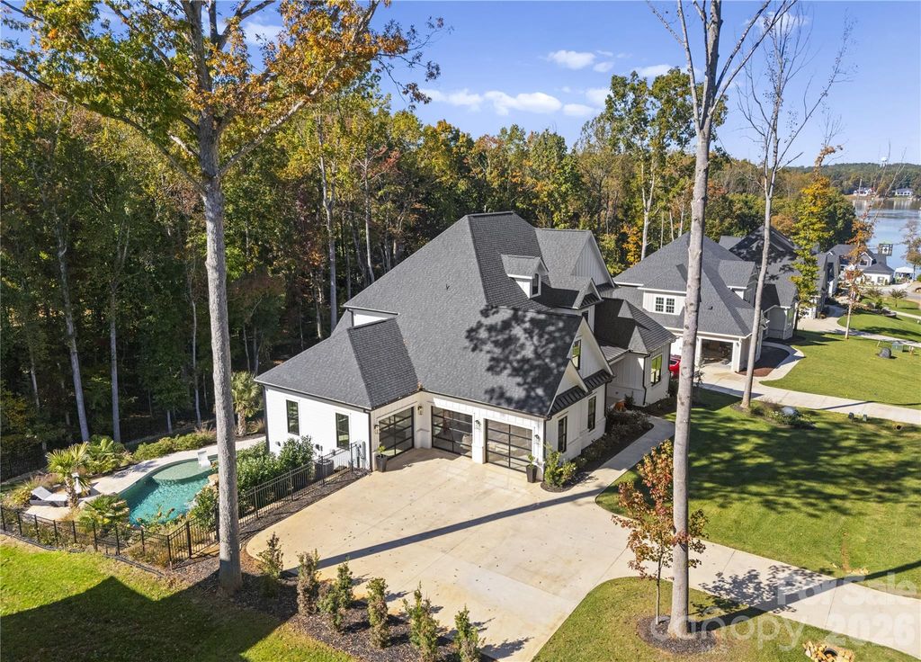 124 Direct Drive, Mooresville, NC 28117