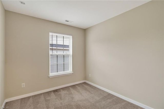 166 Hemisphere CIR, Newport News, VA 23601