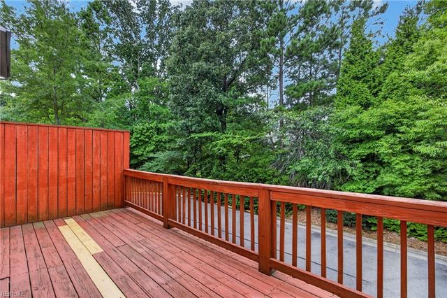 166 Hemisphere CIR, Newport News, VA 23601