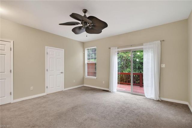 166 Hemisphere CIR, Newport News, VA 23601