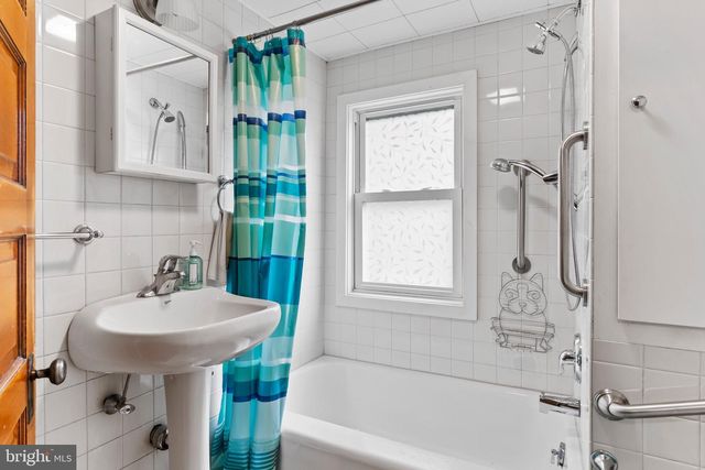 54 E COLUMBIA RD, Enola, PA 17025