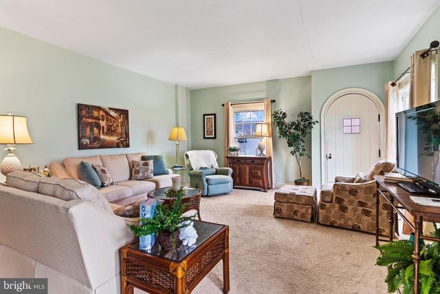 54 E COLUMBIA RD, Enola, PA 17025