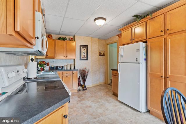 54 E COLUMBIA RD, Enola, PA 17025