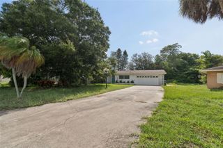 11435 OVAL DRIVE E, Largo, FL 33774