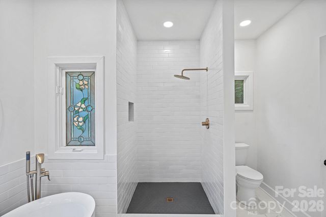 176 Yadkin Falls Road, New London, NC 28127