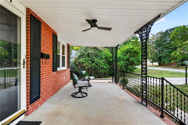 807 N Elam Avenue, Greensboro, NC 27408