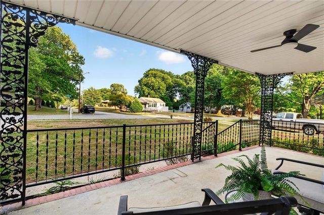 807 N Elam Avenue, Greensboro, NC 27408